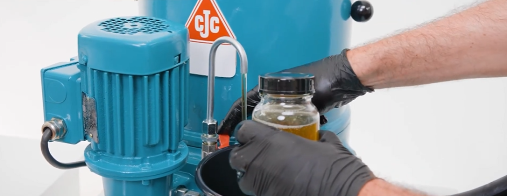 Como tomar una muestra de aceite